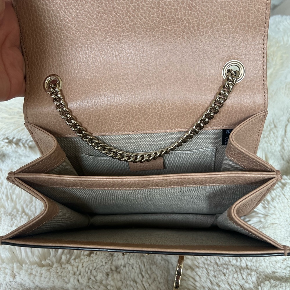 Gucci Interlocking Medium Light Pink Calfskin Sho… - image 3